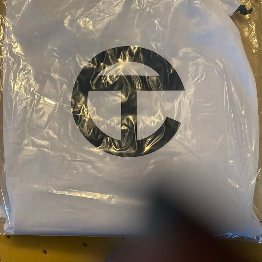 Medium Telfar Shopping Bag